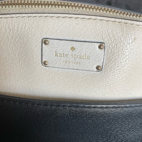 Kate spade cross body - Picture 1 of 4
